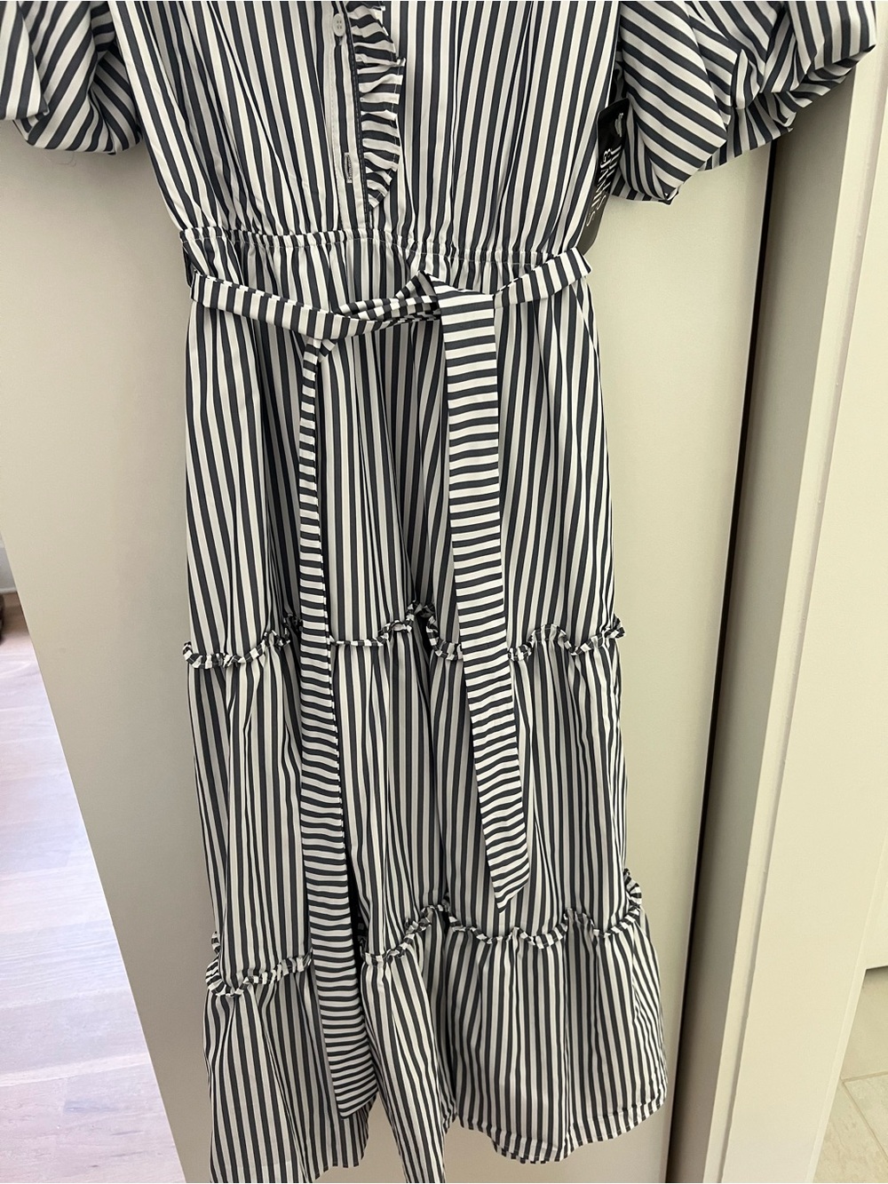 NWT Striped Puff-Sleeve Tiered Maxi Dress - Navy & White - Picture 5 of 5